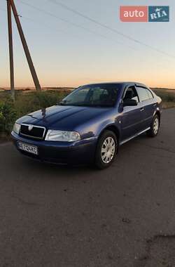 Ліфтбек Skoda Octavia 2003 в Первомайську