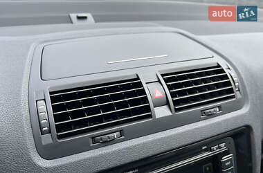 Универсал Skoda Octavia 2012 в 