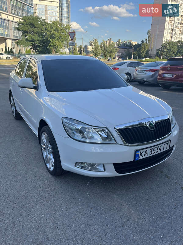 Лифтбек Skoda Octavia 2012 в Киеве