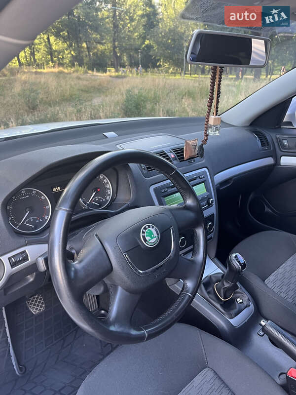 Лифтбек Skoda Octavia 2012 в Киеве