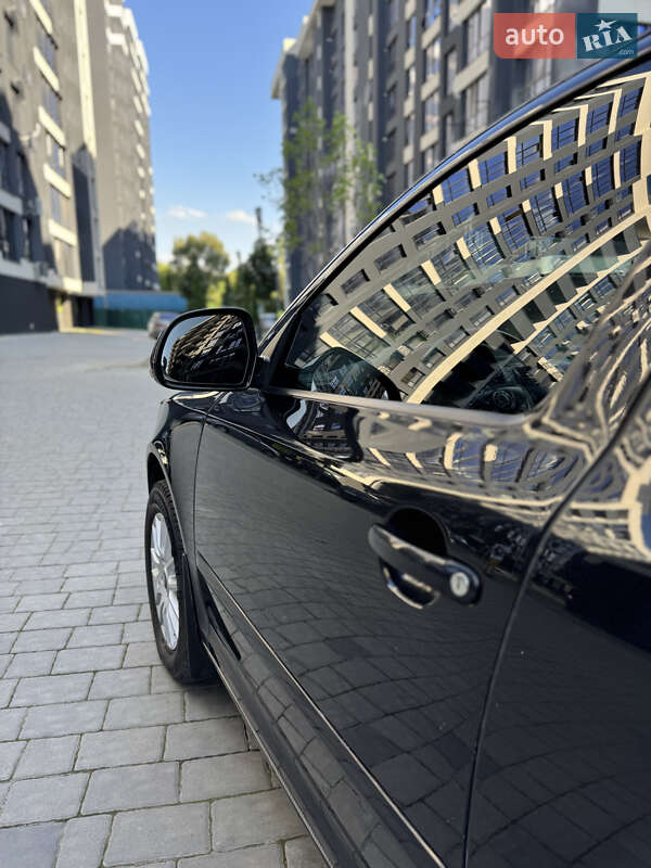 Лифтбек Skoda Octavia 2009 в Ивано-Франковске