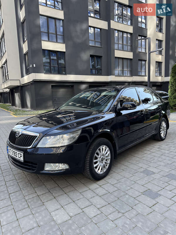 Лифтбек Skoda Octavia 2009 в Ивано-Франковске