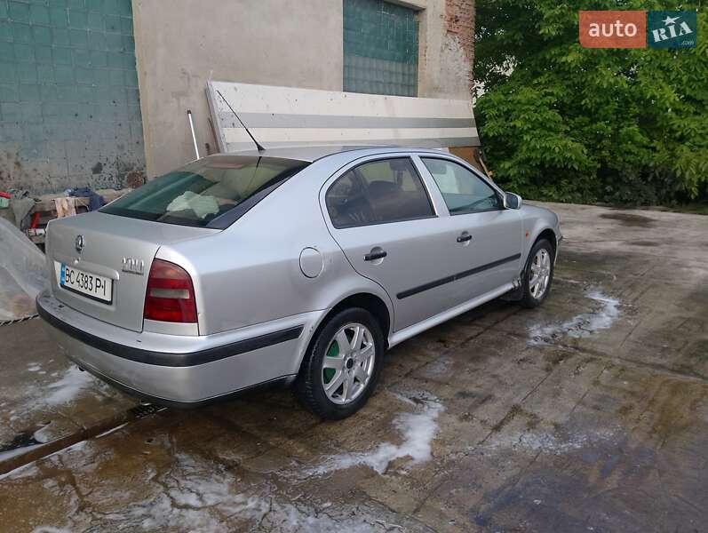 Ліфтбек Skoda Octavia 1998 в Шептицькому фото 6 Ліфтбек Skoda Octavia 1998 в Шептицькому