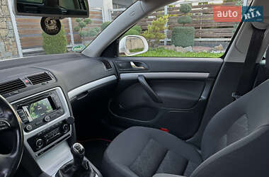 Универсал Skoda Octavia 2011 в 