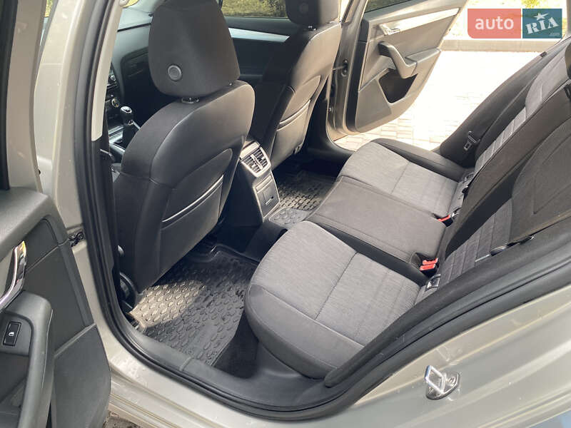 Универсал Skoda Octavia 2013 в Кропивницком