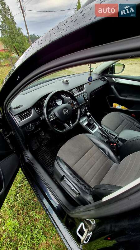 Универсал Skoda Octavia 2015 в Луцке