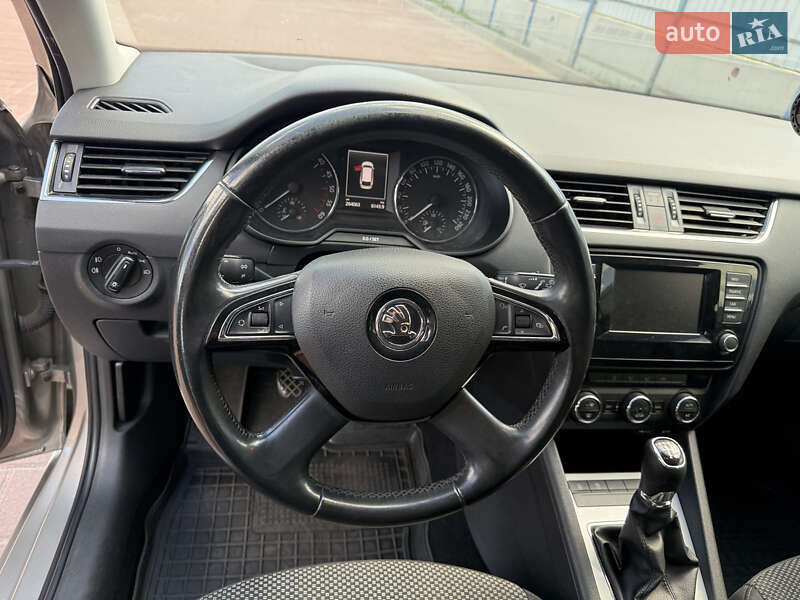 Універсал Skoda Octavia 2014 в Полтаві