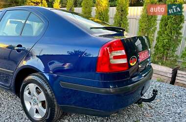 Лифтбек Skoda Octavia 2008 в 