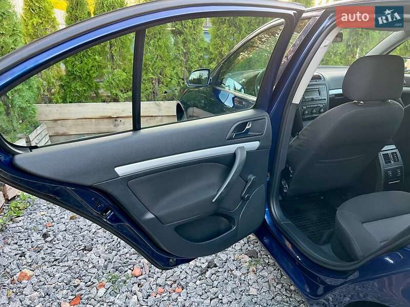 Лифтбек Skoda Octavia 2008 в Полтаве