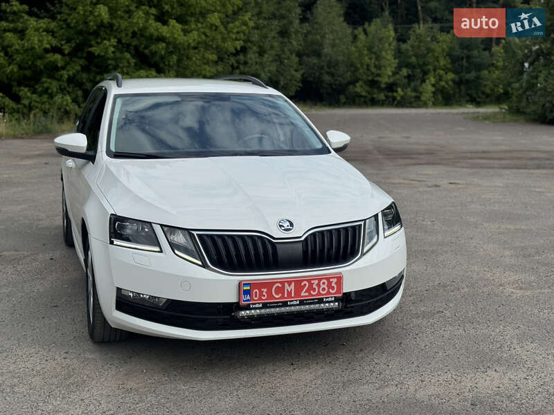 Універсал Skoda Octavia 2019 в Радивиліві