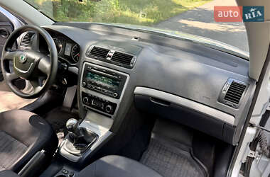 Лифтбек Skoda Octavia 2010 в 
