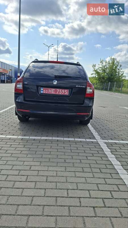 Универсал Skoda Octavia 2010 в Дубно