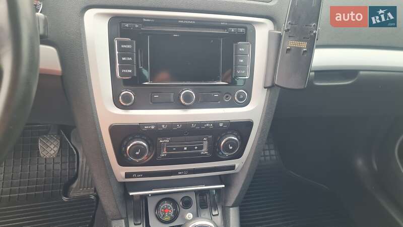 Универсал Skoda Octavia 2011 в Луцке