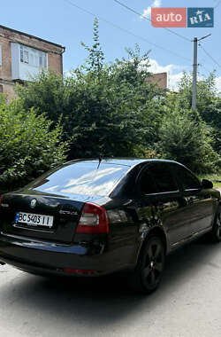 Лифтбек Skoda Octavia 2008 в 