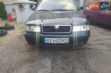 Лифтбек Skoda Octavia 2000 в Запорожье