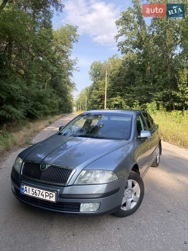 Лифтбек Skoda Octavia 2005 в 