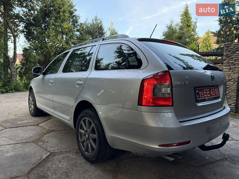 Універсал Skoda Octavia 2012 в Ковелі