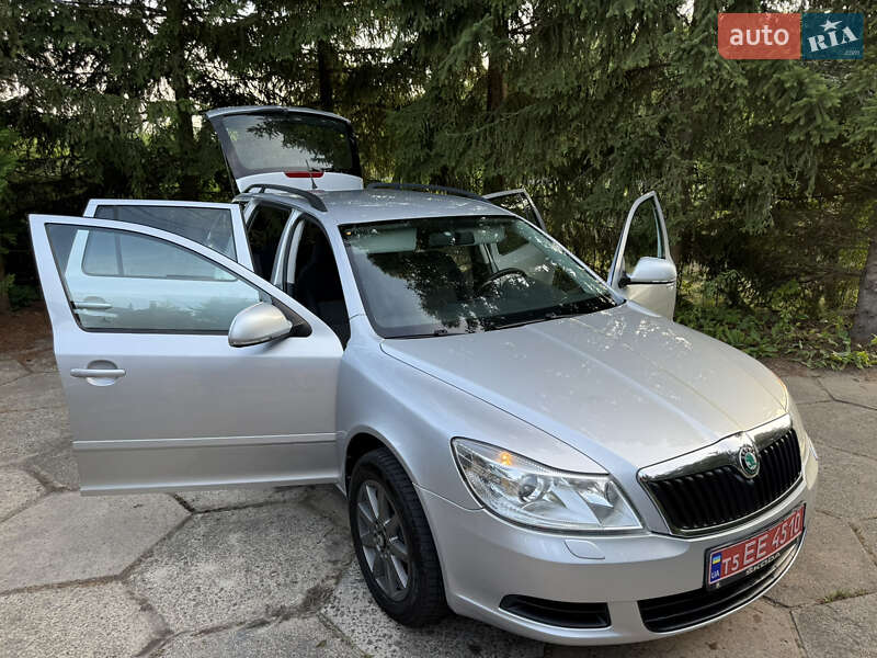 Універсал Skoda Octavia 2012 в Ковелі