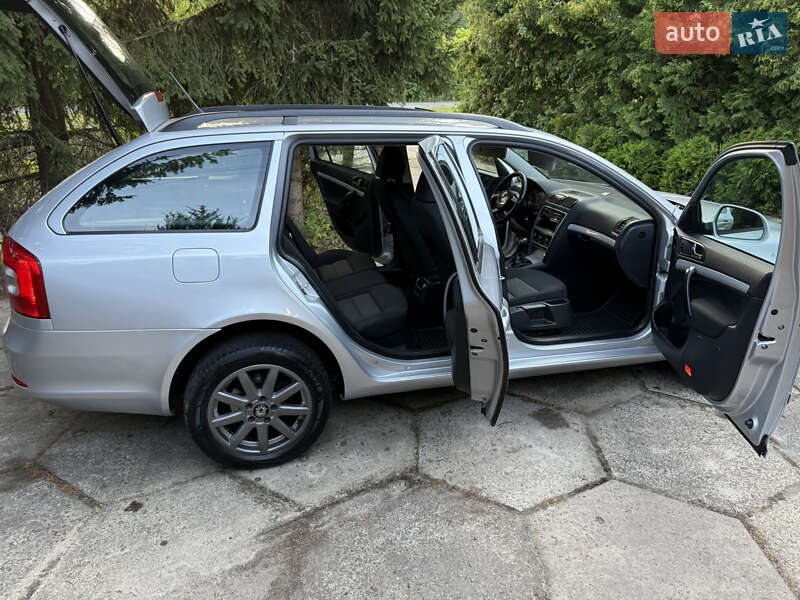 Універсал Skoda Octavia 2012 в Ковелі