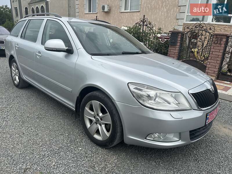 Універсал Skoda Octavia 2009 в Бучачі