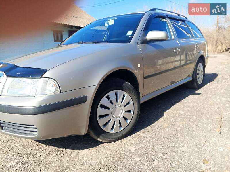 Універсал Skoda Octavia 2006 в Сквирі