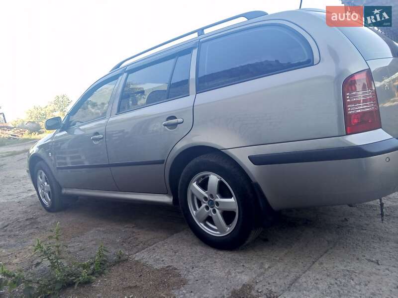 Універсал Skoda Octavia 2006 в Сквирі