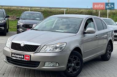 Лифтбек Skoda Octavia 2010 в Львове