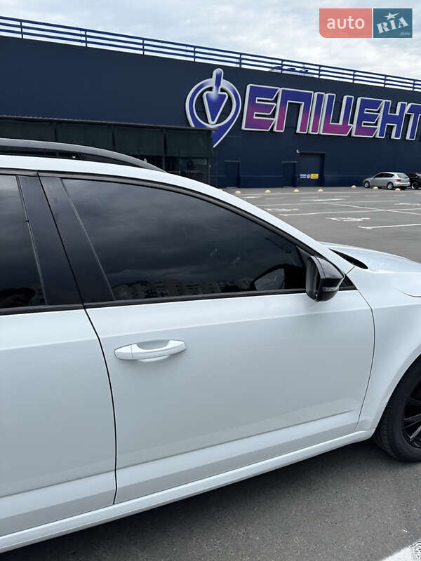 Універсал Skoda Octavia 2016 в Чернігові