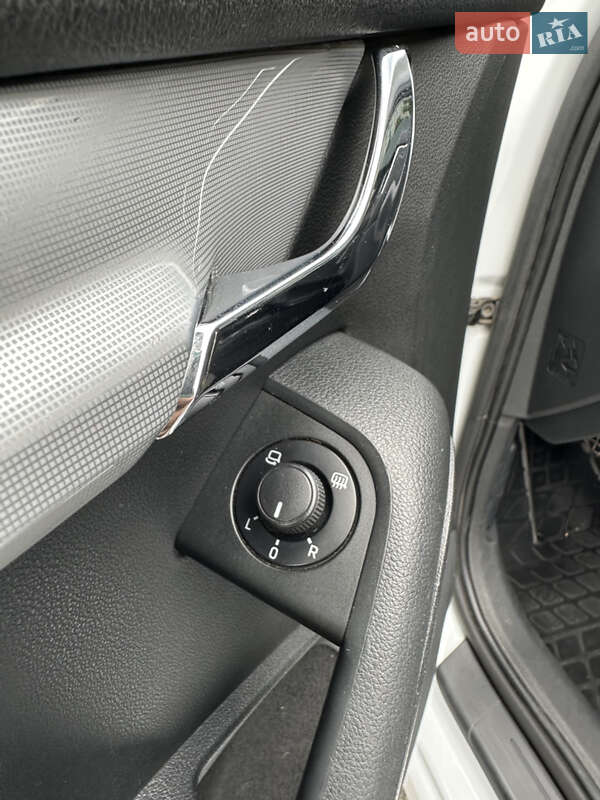 Універсал Skoda Octavia 2016 в Чернігові