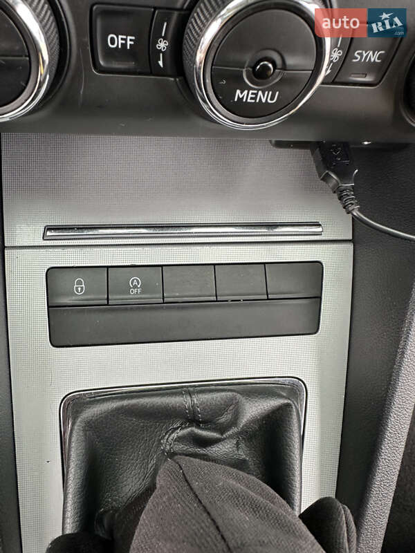 Універсал Skoda Octavia 2016 в Чернігові