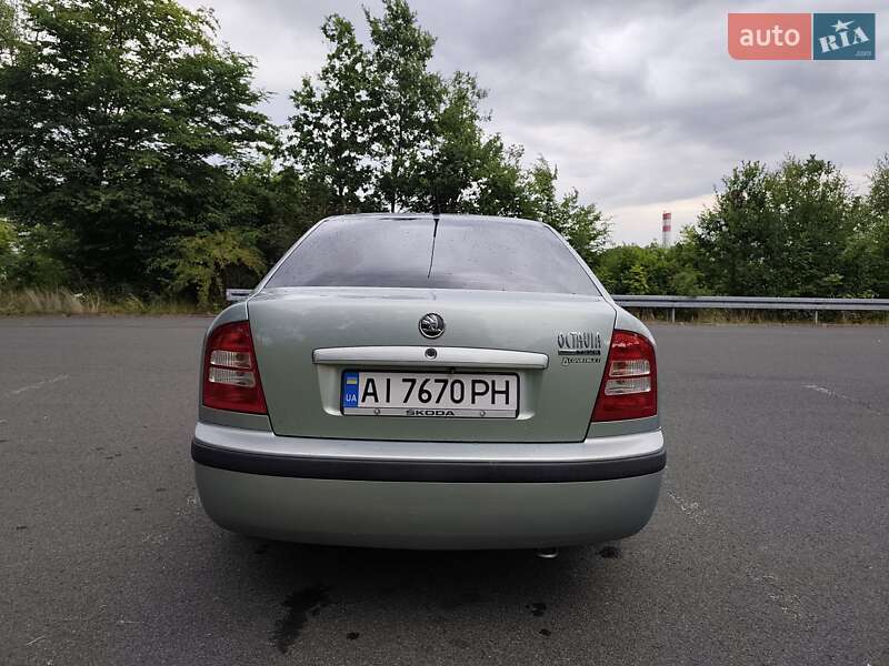 Лифтбек Skoda Octavia 2009 в Новоднестровске