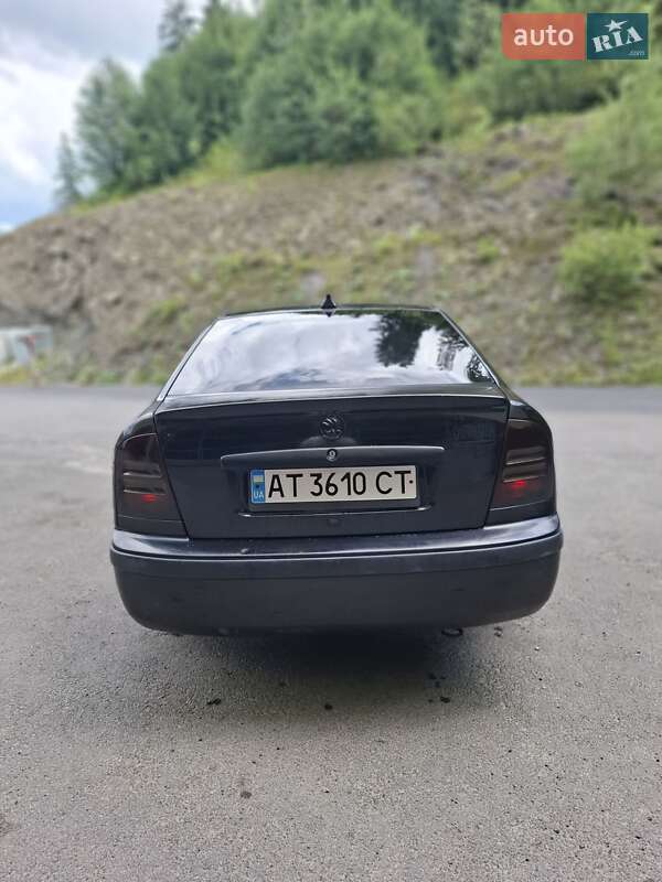 Лифтбек Skoda Octavia 2003 в Ивано-Франковске