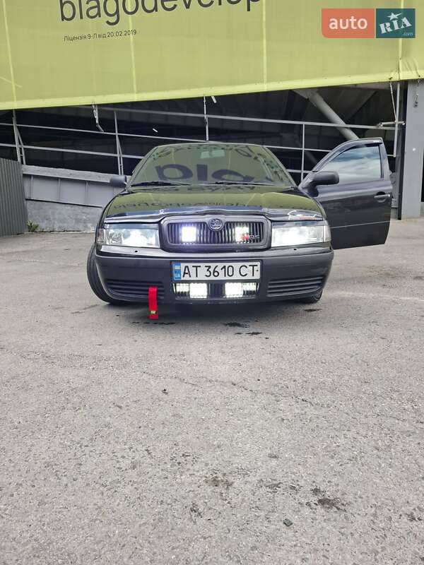 Лифтбек Skoda Octavia 2003 в Ивано-Франковске