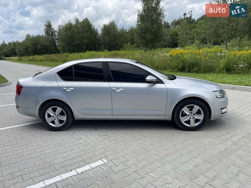 Ліфтбек Skoda Octavia 2013 в Львові фото 9 Ліфтбек Skoda Octavia 2013 в Львові