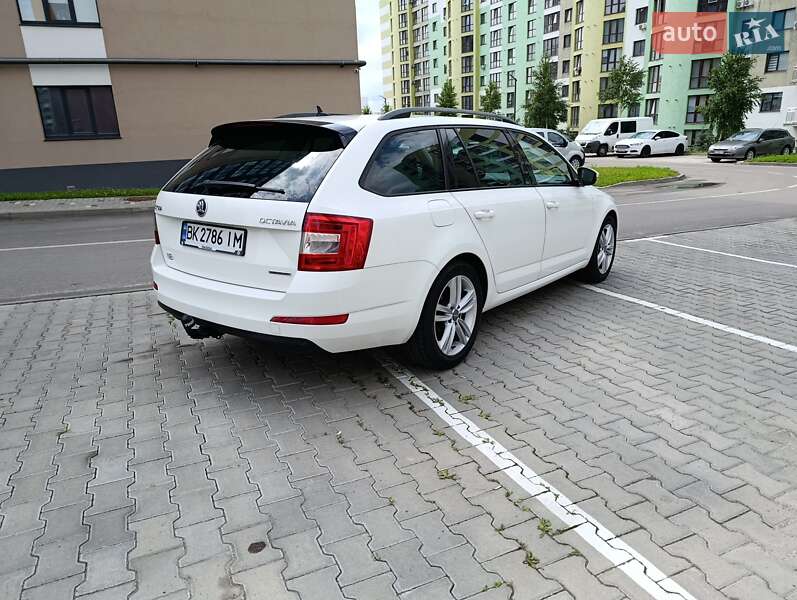 Универсал Skoda Octavia 2014 в Ровно