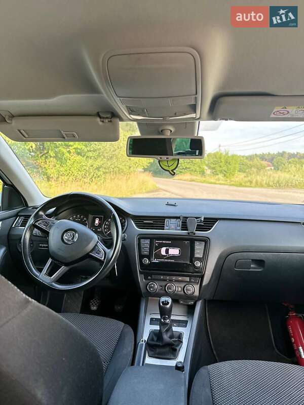 Универсал Skoda Octavia 2016 в Луцке