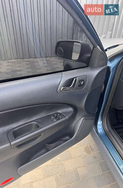 Лифтбек Skoda Octavia 2002 в 