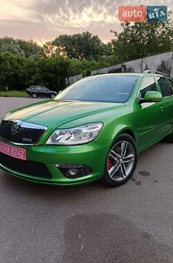 Універсал Skoda Octavia 2012 в Чернігові