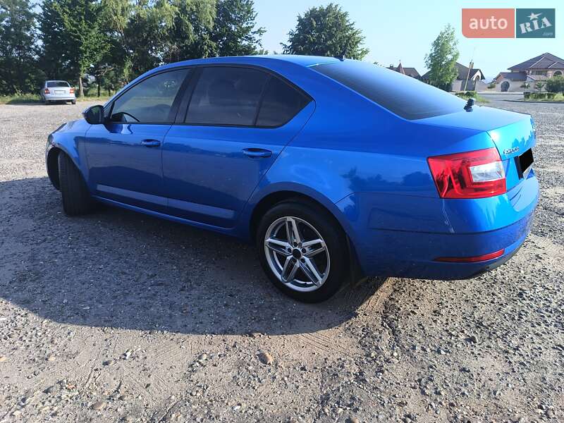 Ліфтбек Skoda Octavia 2017 в Ужгороді