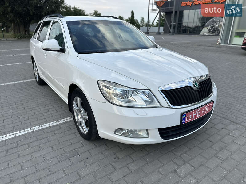 Універсал Skoda Octavia 2009 в Києві