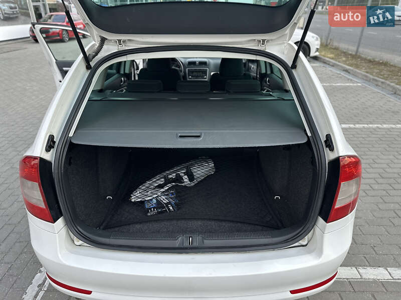 Універсал Skoda Octavia 2009 в Києві