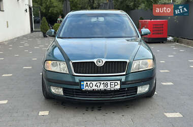 Лифтбек Skoda Octavia 2006 в 