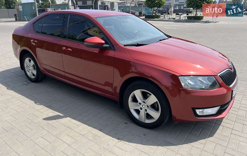 Лифтбек Skoda Octavia 2016 в Черкассах