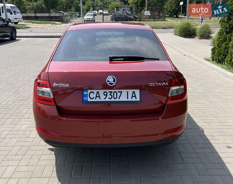 Лифтбек Skoda Octavia 2016 в Черкассах