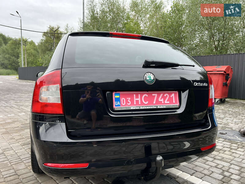 Универсал Skoda Octavia 2012 в Ровно