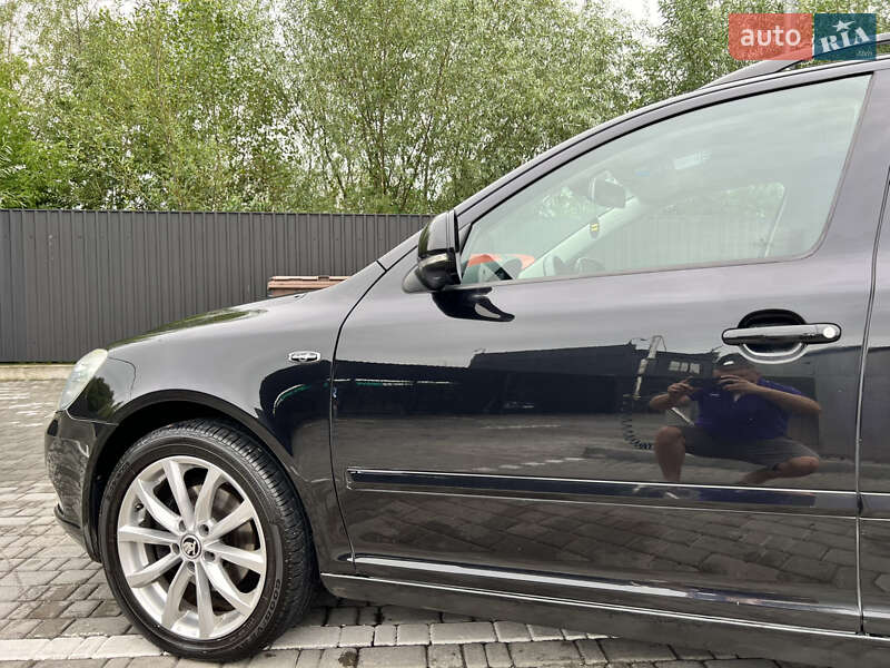 Универсал Skoda Octavia 2012 в Ровно