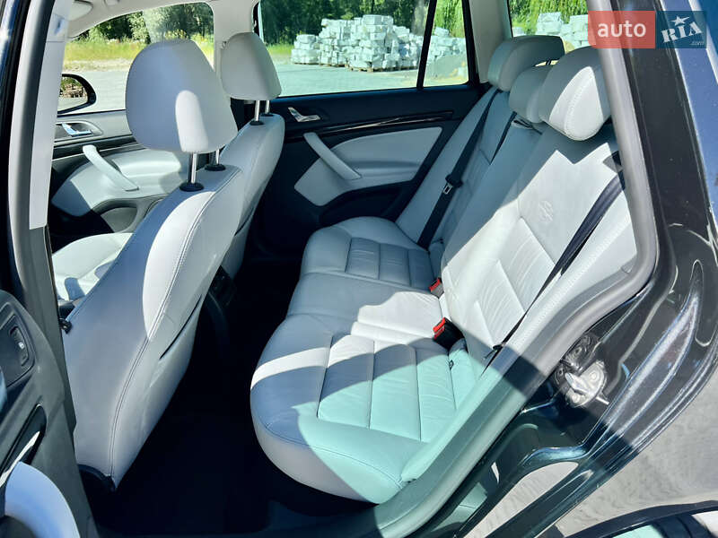 Универсал Skoda Octavia 2012 в Ровно