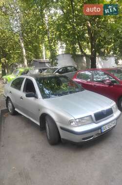 Лифтбек Skoda Octavia 1998 в Харькове