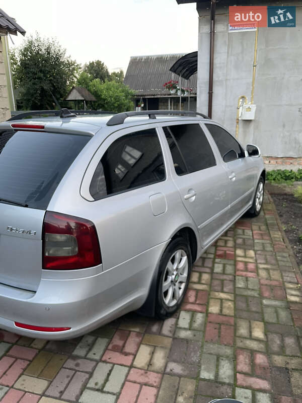Универсал Skoda Octavia 2013 в Хмельницком