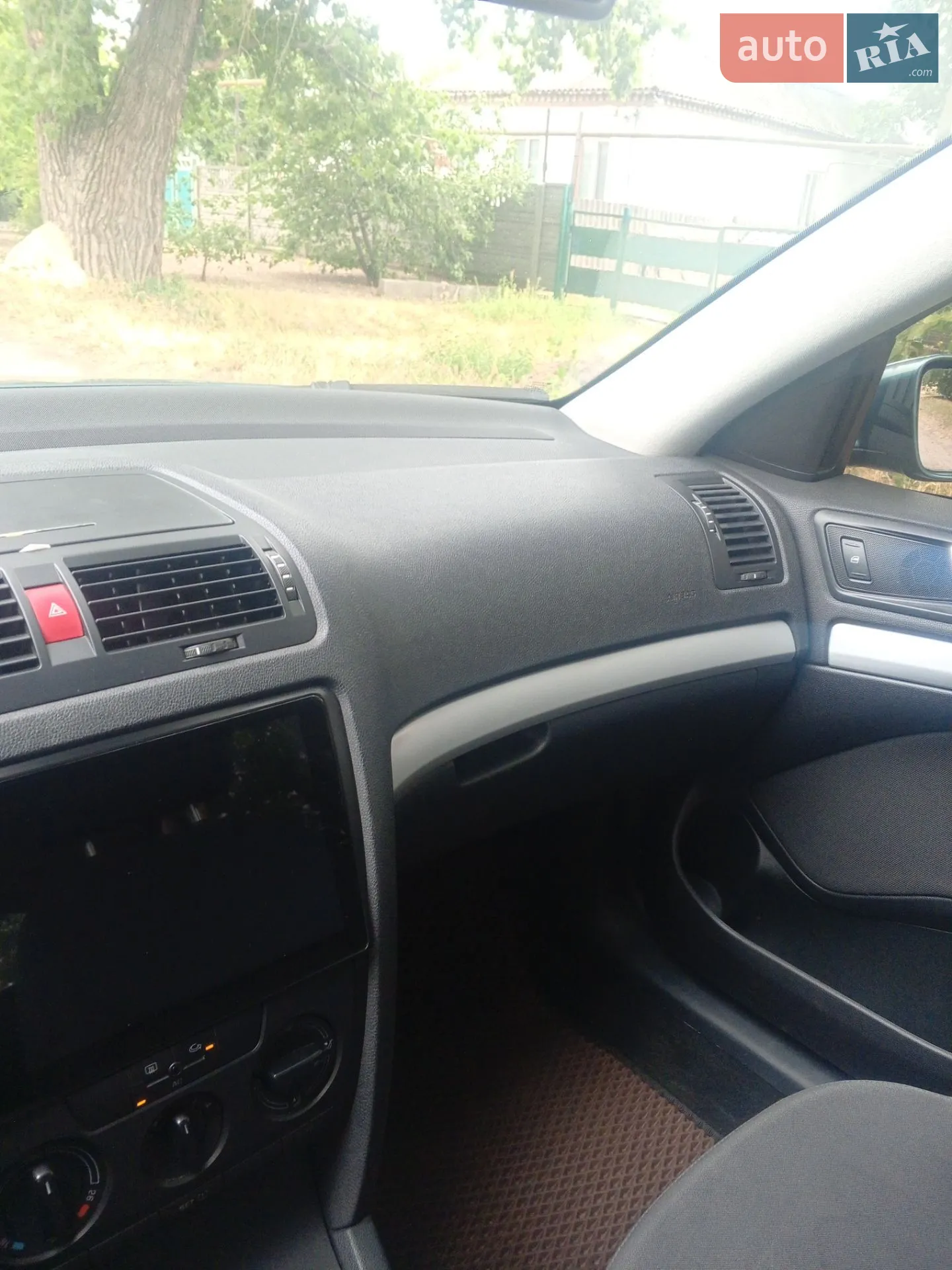 Skoda Octavia 2005 VIN TMBCA61Z052096864 фото оголошення 5 з 12